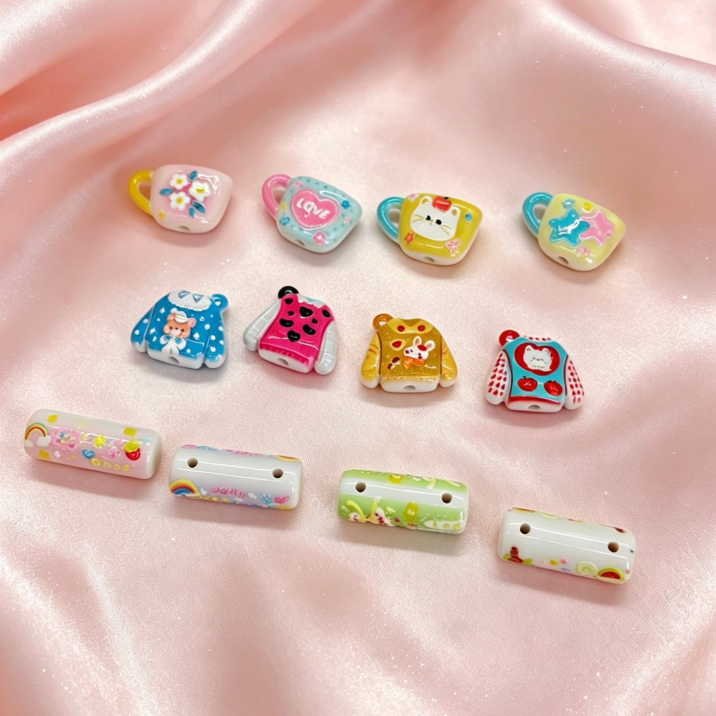 [開封] NEW.可愛い雑貨モチーフミックスビーズ マグカップ・セーター・筒型ビーズ DIY 手芸パーツ