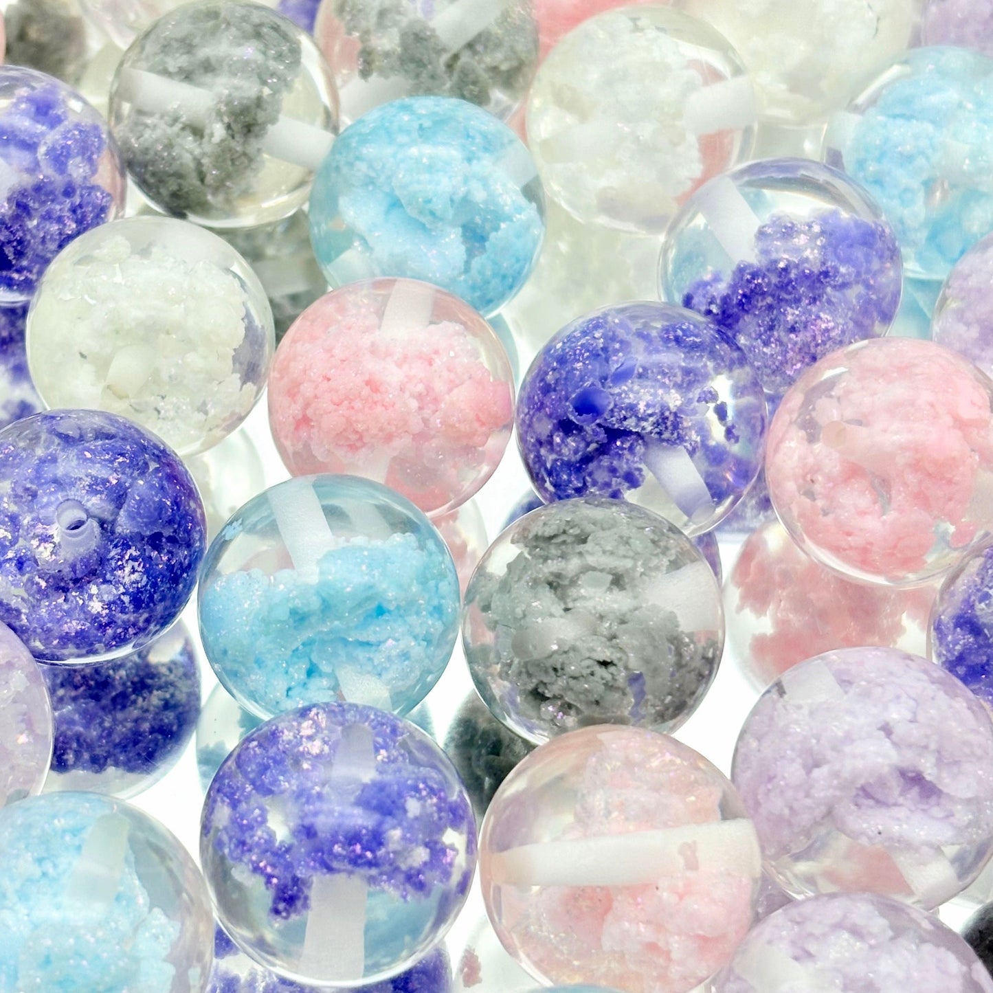 [開封]NEW.上質レジンビーズ 16/20/24mm 通し穴・片穴混在