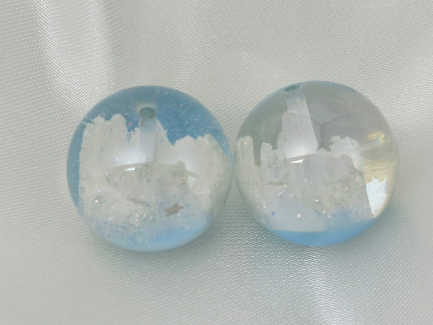 [開封]NEW.上質レジンビーズ 16/20/24mm 通し穴・片穴混在