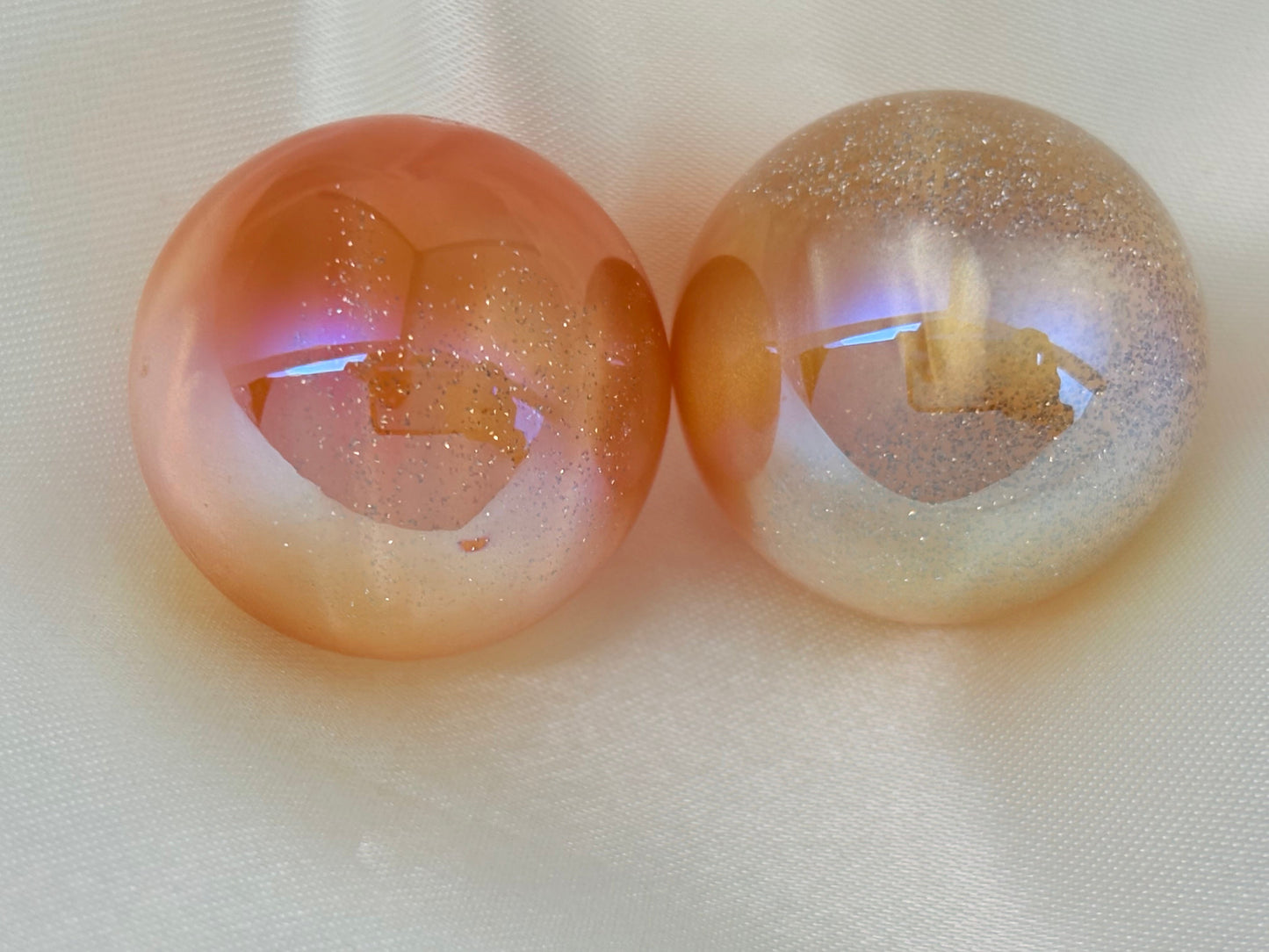 [開封]NEW.上質レジンビーズ 16/20/24mm 通し穴・片穴混在
