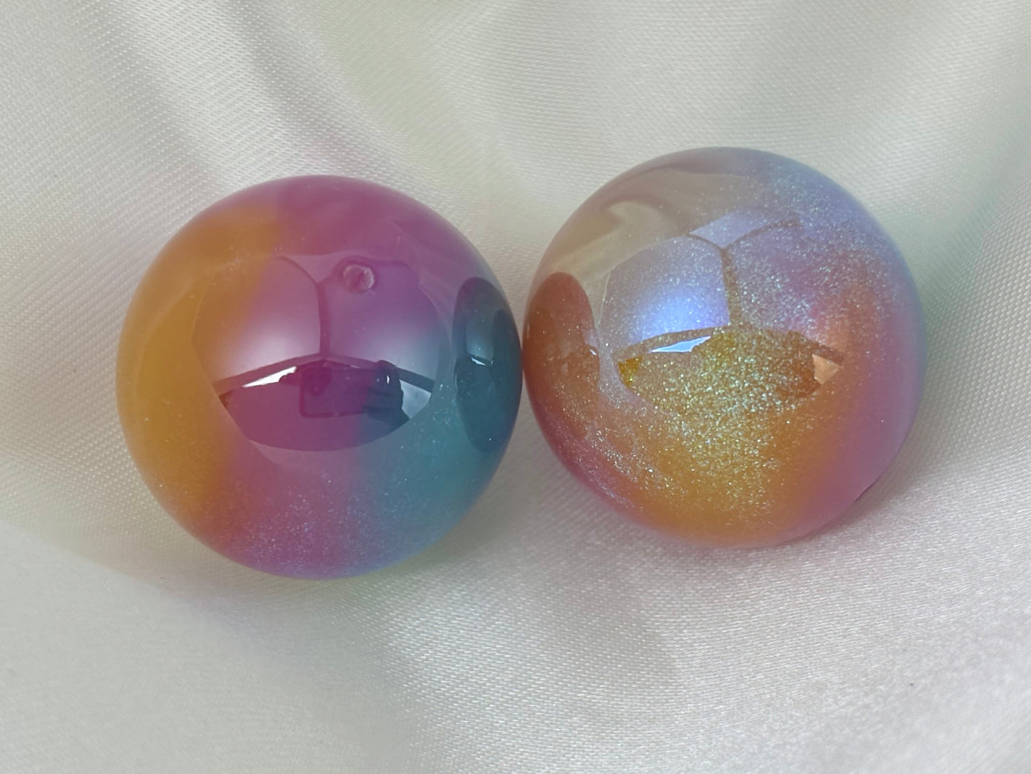 [開封]NEW.上質レジンビーズ 16/20/24mm 通し穴・片穴混在